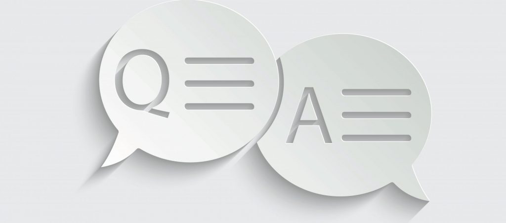 柏市の相続不動産売却に関するQ&Aを表すイメージイラスト。吹き出しにQとAの文字。
